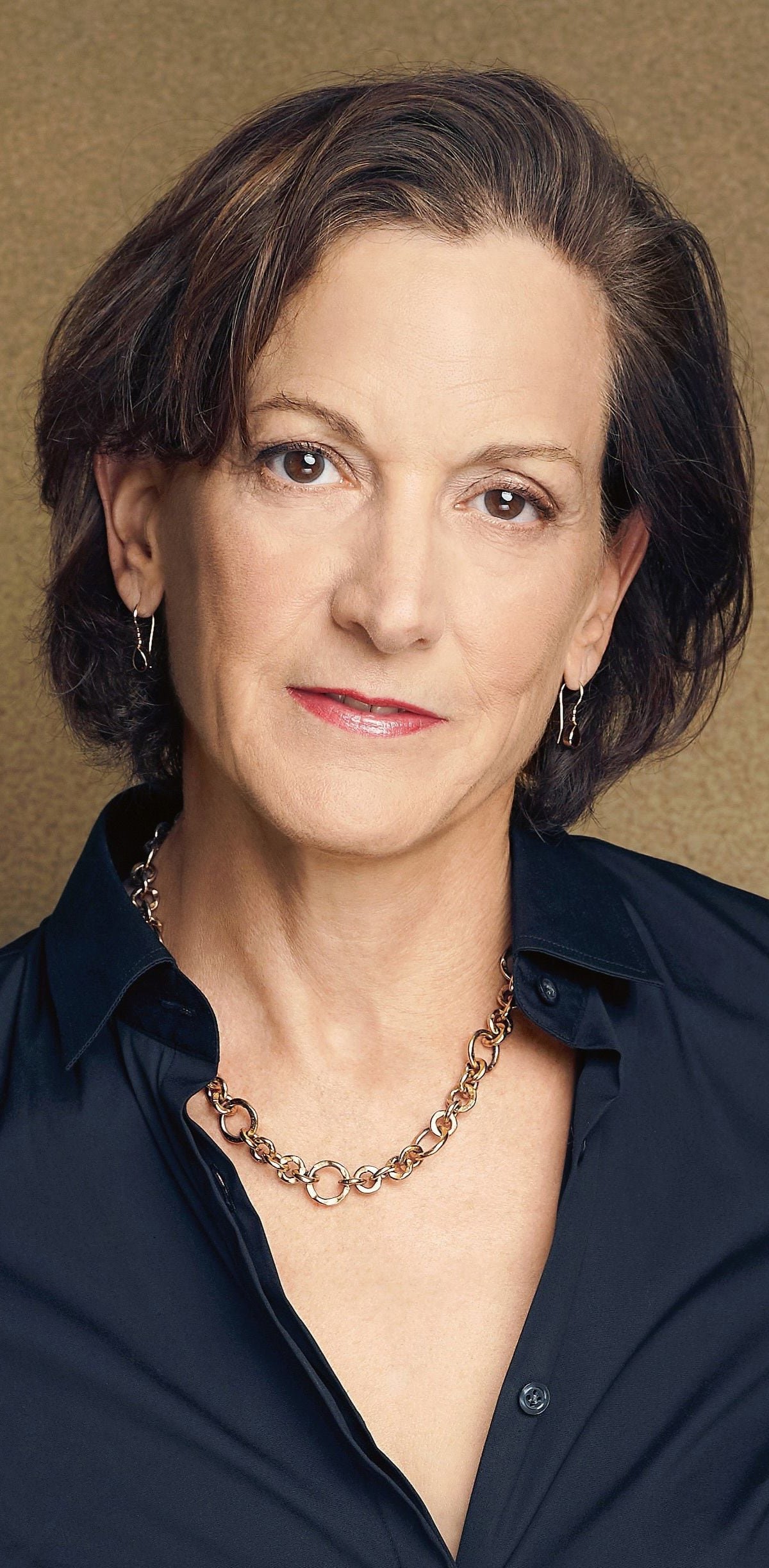 Anne Applebaum — Pulitzer Prize-winning Historian and Expert on Global Geopolitics