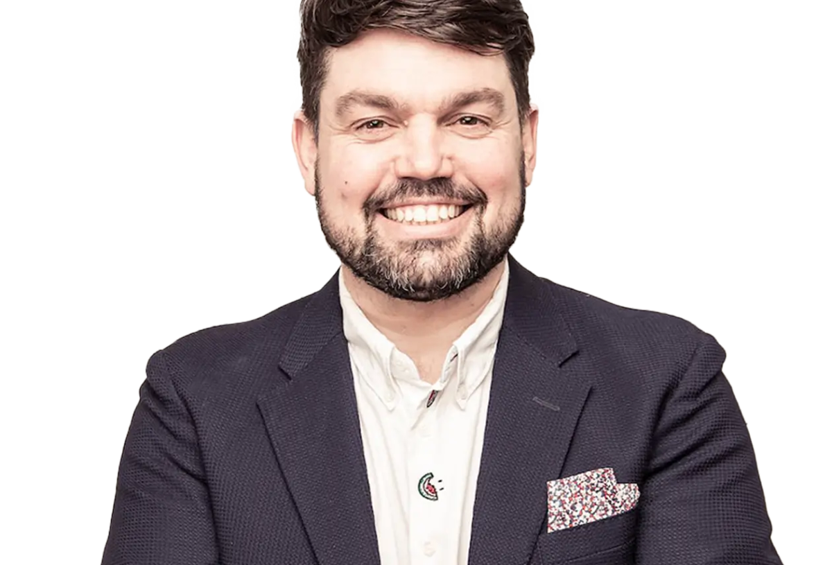 Charlie Baker — Versatile Comedian, Actor and talkSPORT Radio Presenter