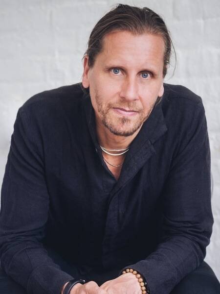 Beau Lotto — Pioneering Neuroscientist, Author and Expert on the Science of Perception