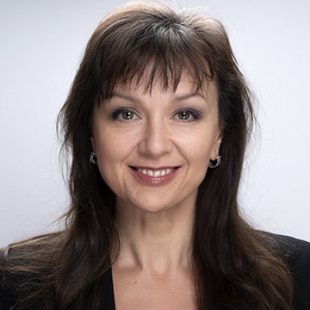 Angela Lamont — Expert Broadcaster and Authority on Science and Technological Innovation