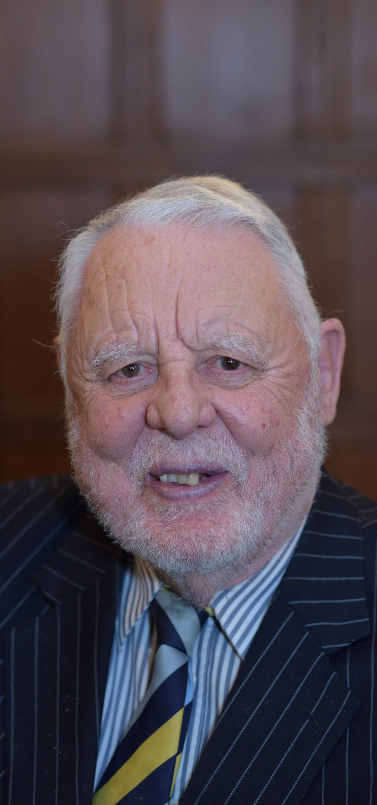 Sir Terry Waite KCMG CBE — Expert on Endurance, Humanitarian Responsibility and Global Ethics