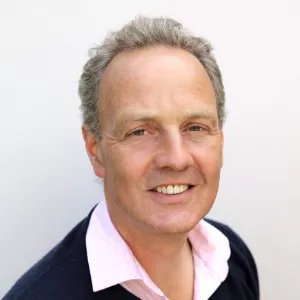 James Alexander — Visionary FinTech Pioneer and Global Expert in Strategic Innovation