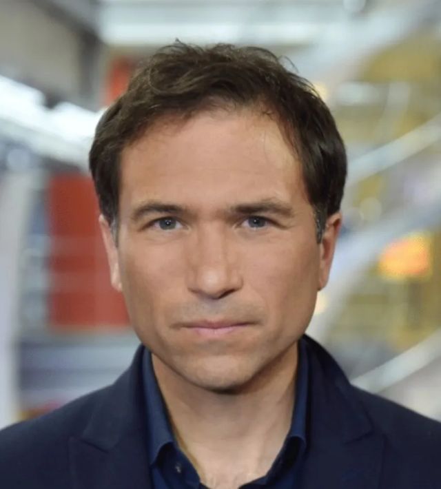 Ros Atkins — BBC News Analysis Editor and International Communications Expert