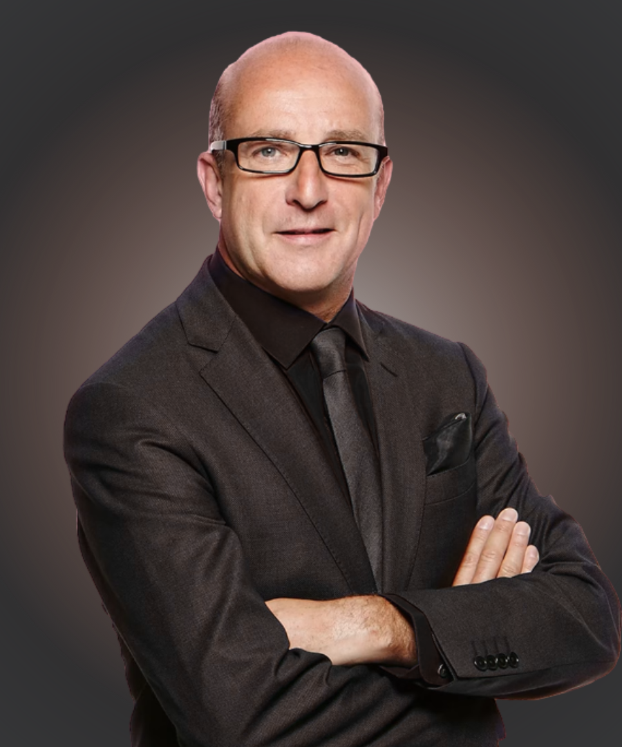 Paul McKenna — Renowned Behavioural Scientist, Best-selling Author and Success Strategist