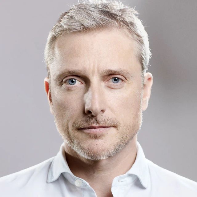 Jeremy White — WIRED Senior Innovation Editor and Expert on Emerging Technology