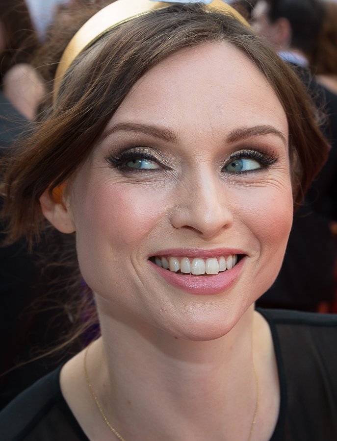 Sophie Ellis-Bextor — Iconic British Pop and Disco Vocalist