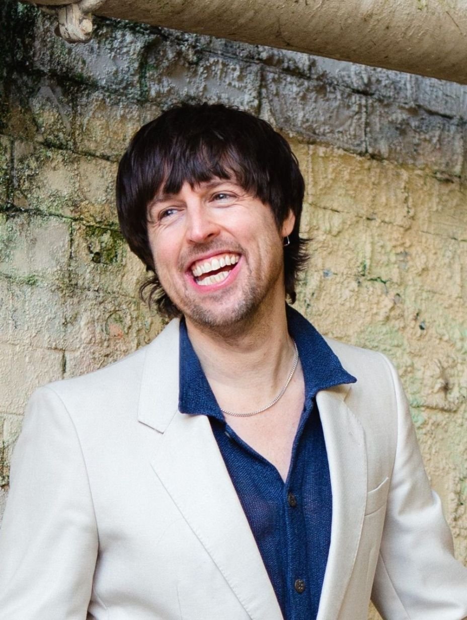 Tom Ward — Award-winning stand-up comedian and distinctive television personality