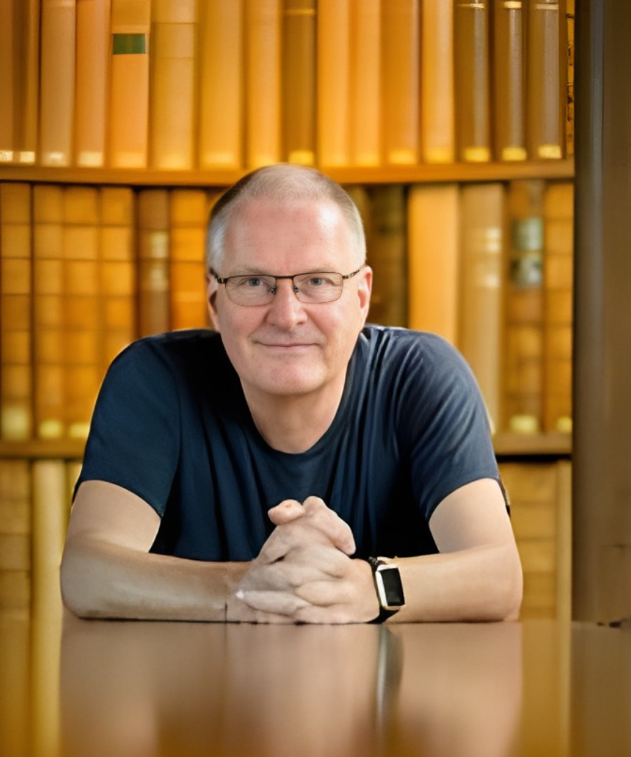 Professor Michael Wooldridge — Ashall Professor and Global Authority on Artificial Intelligence