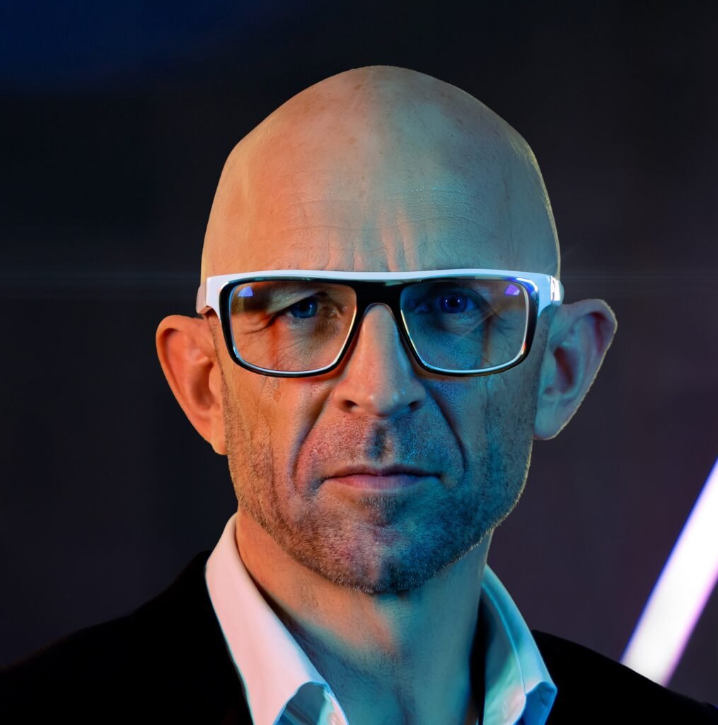 Jason Bradbury — Innovation Expert and Famous Presenter of The Gadget Show